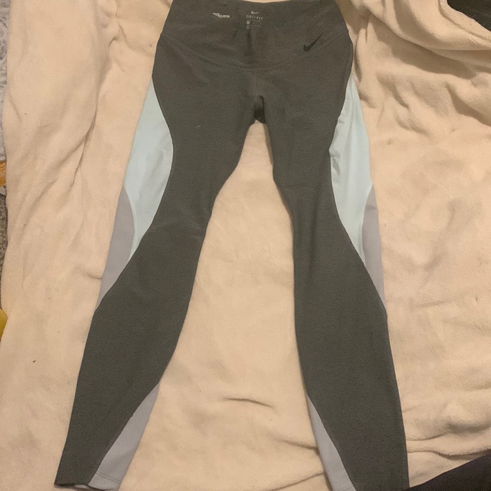 Nike athletic leggings
